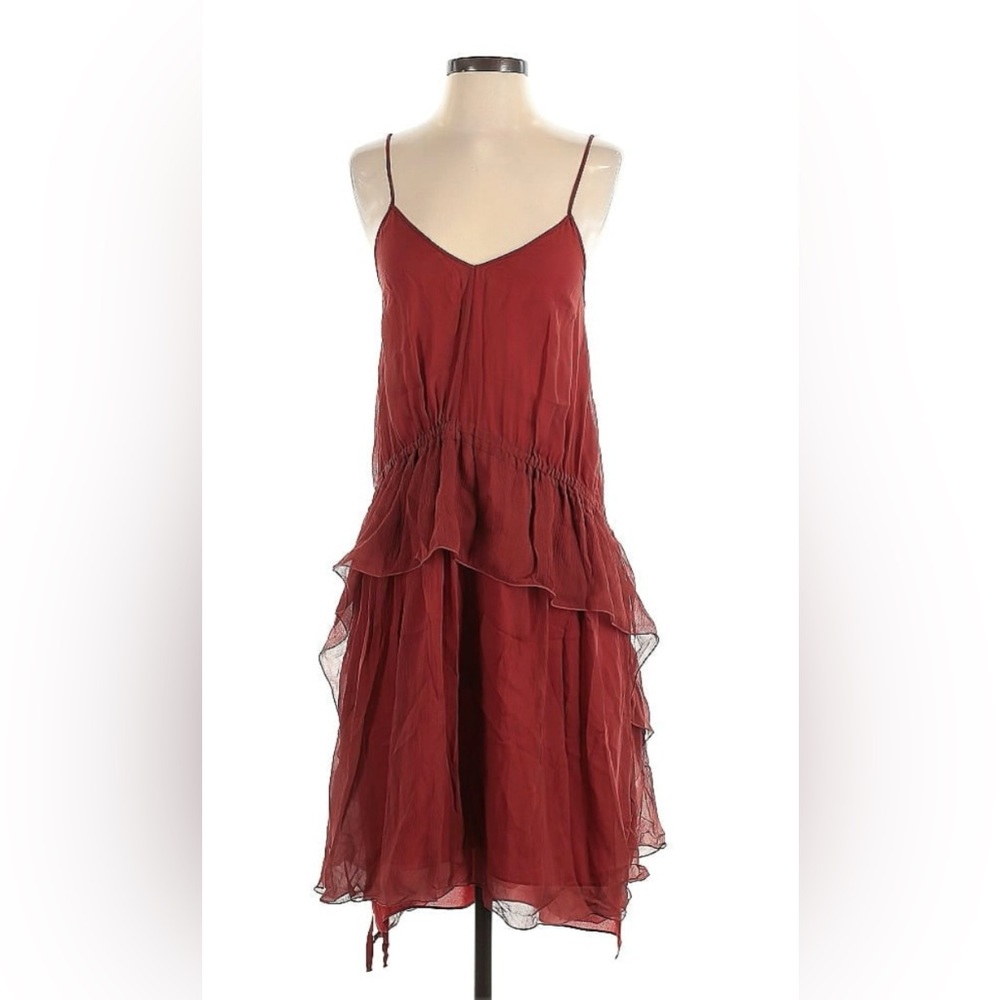 Elizabeth and James silky ruffled dress size 4